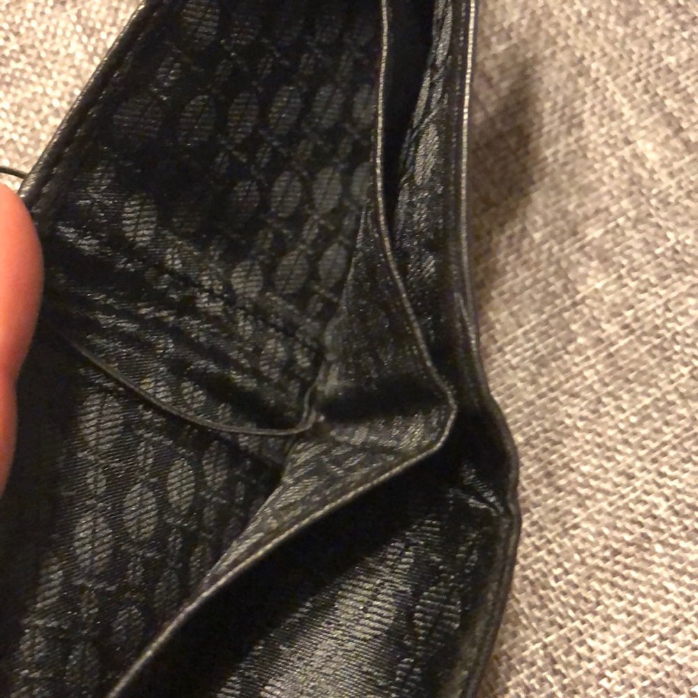 Wallet - Picture 5 of 6